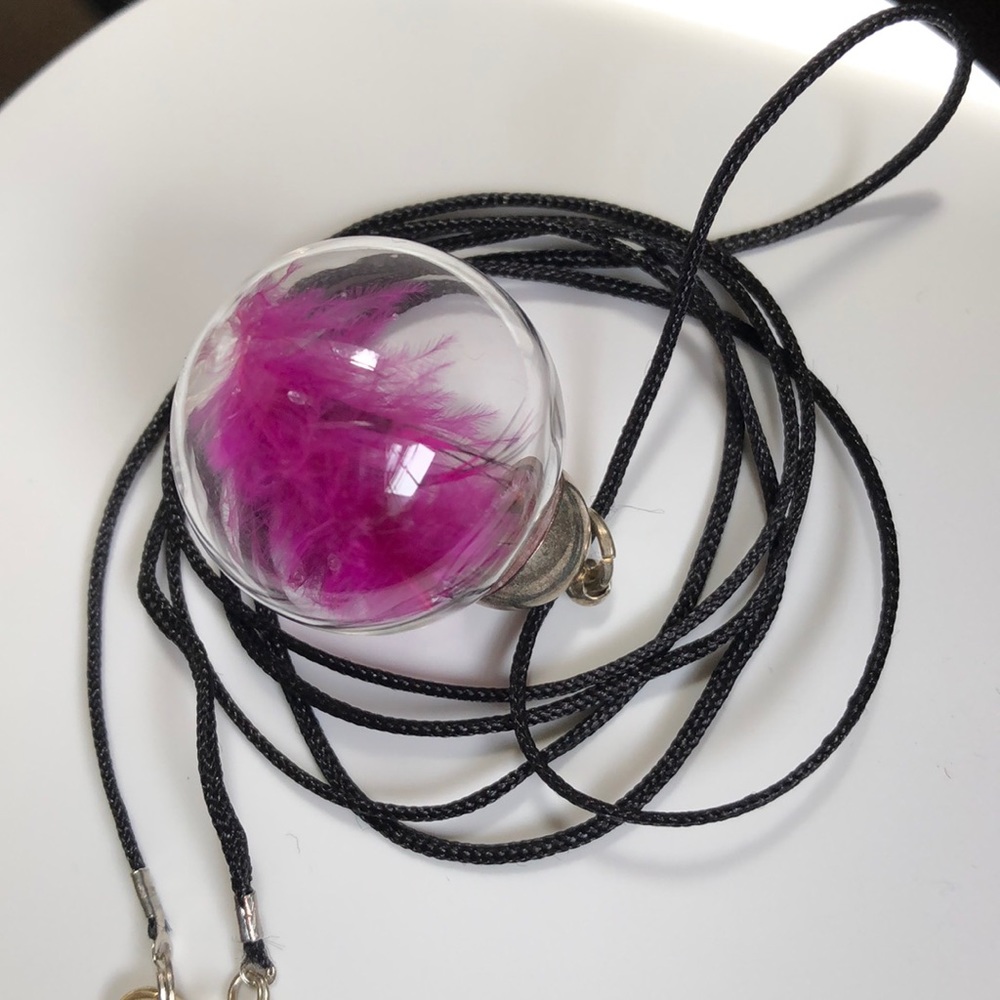 Feather ornament necklace - pink, hand made